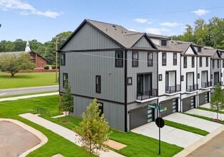 1507 Rocky River Rd W in Charlotte, NC - Building Photo - Building Photo
