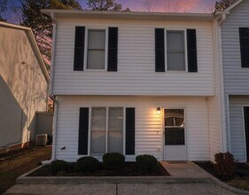 462 Peachtree Ridge Dr NW in Lawrenceville, GA - Building Photo - Building Photo