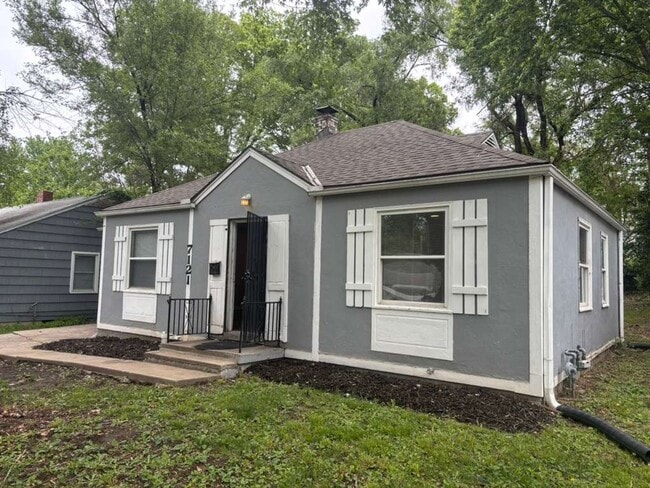 property at 7121 Woodland Ave