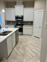 1538 Rustling Creek Dr in Missouri City, TX - Building Photo - Building Photo