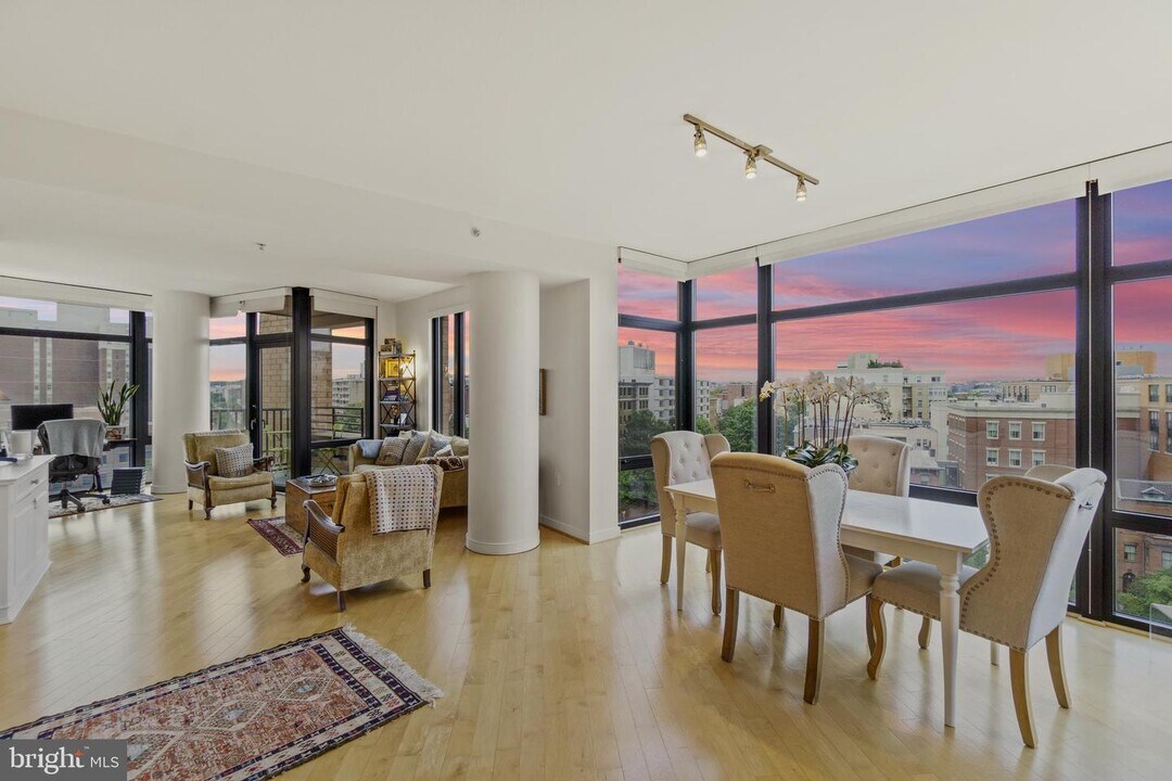 1010 Massachusetts Ave NW in Washington, DC - Building Photo