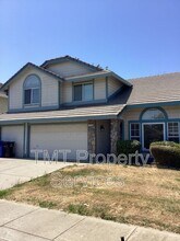 10188 Gatemont Cir in Elk Grove, CA - Building Photo - Building Photo