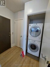 181 Wynford Dr in Toronto, ON - Building Photo - Building Photo