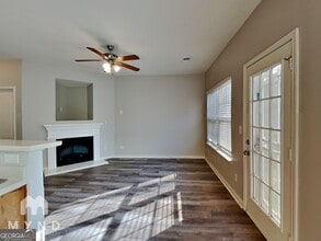 2877 Windsor Forrest Ct in Atlanta, GA - Building Photo - Building Photo