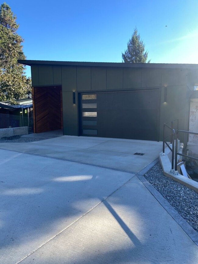 property at 727 NW Achor Ave