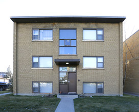 Jenny Apartments in Calgary, AB - Building Photo - Building Photo