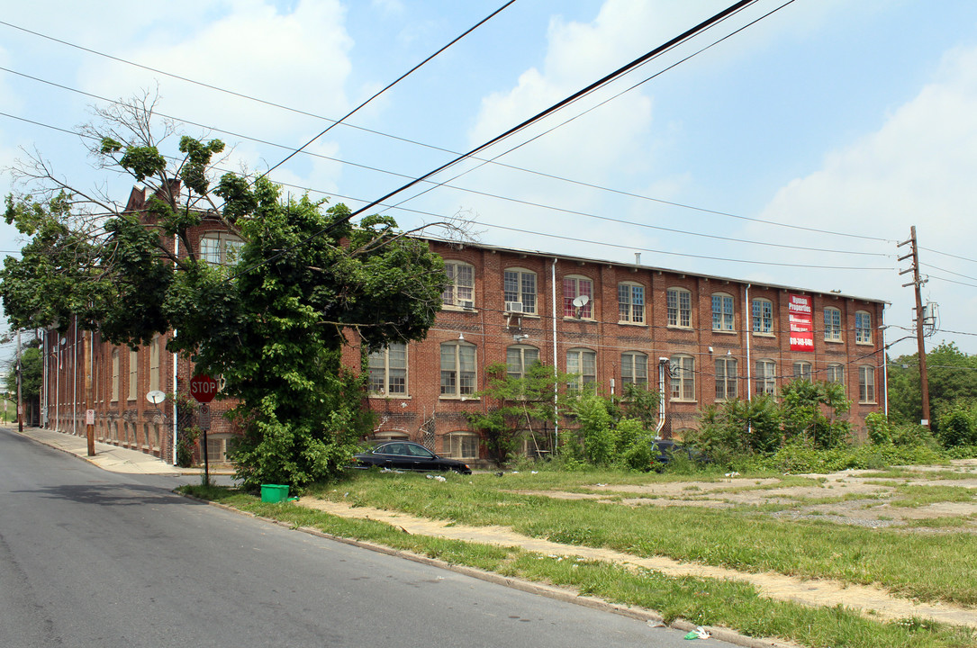 727 N Meadow St in Allentown, PA - Building Photo