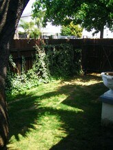 6116 Fountain Ave in Los Angeles, CA - Foto de edificio - Building Photo