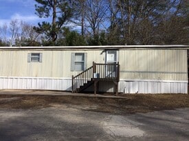 106 Ponds Ln in Rockingham, NC - Building Photo
