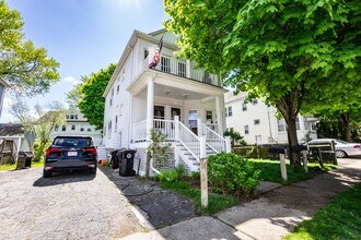 6-8 Putnam St in Watertown, MA - Building Photo - Building Photo