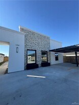19 Sunflower St in Mission, TX - Building Photo