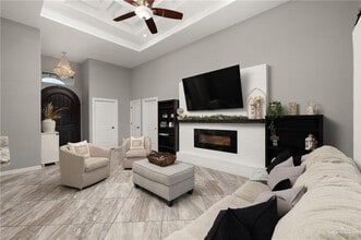 25 Gregg Dr in Edinburg, TX - Building Photo - Building Photo