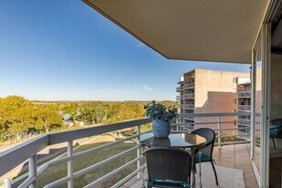 1006 Guadalupe St in Kerrville, TX - Building Photo