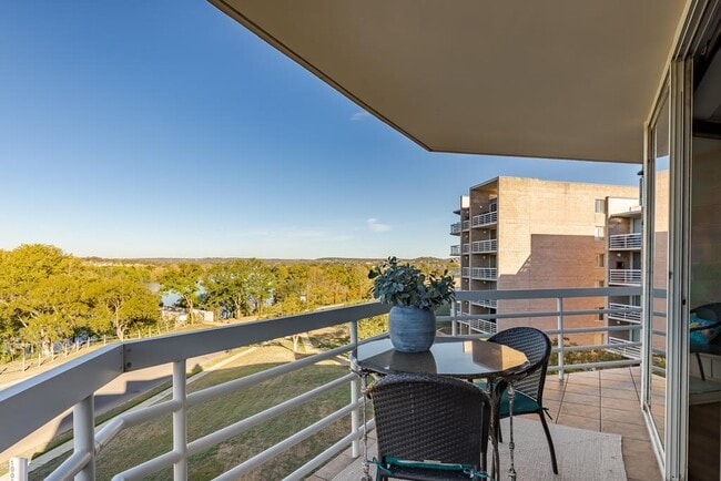 property at 1006 Guadalupe St