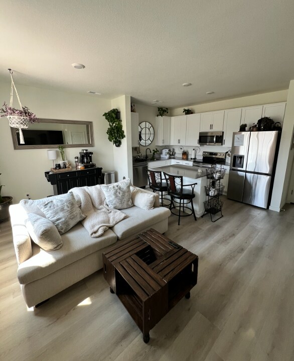 434 Mountain Bluebird Dr in Johnstown, CO - Building Photo