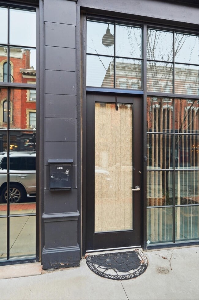 408 Scott St in Covington, KY - Building Photo - Building Photo