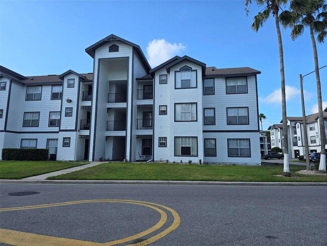 2201 Key W Ct, Unit 318, Unit 318
