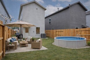 21301 Carosella Dr in New Caney, TX - Building Photo