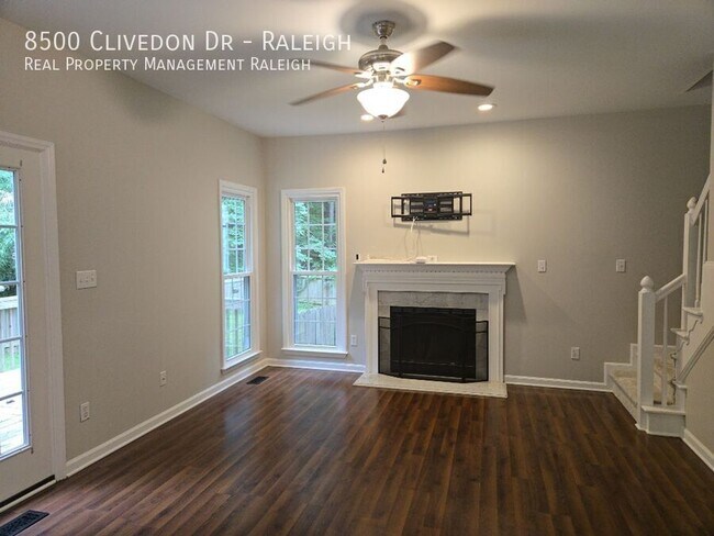8500 Clivedon Dr in Raleigh, NC - Building Photo - Building Photo