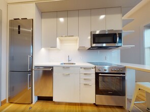 114 Mount Auburn St, Unit 115-62 in Cambridge, MA - Foto de edificio - Building Photo