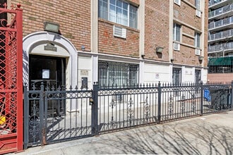 2135 Crotona Ave in Bronx, NY - Building Photo - Building Photo