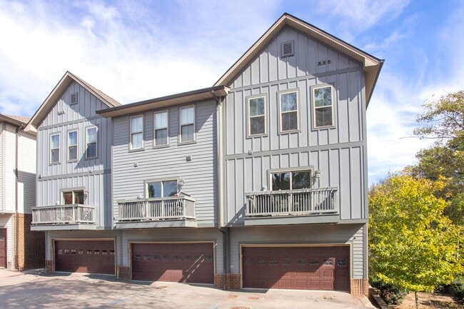 942 Riverside Dr in Nashville, TN - Building Photo - Building Photo