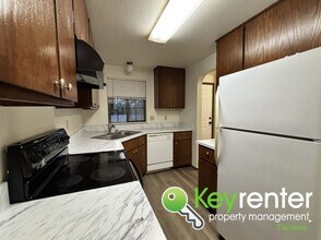 3725 S Orchard St in Tacoma, WA - Building Photo - Building Photo