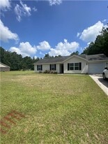 417 Shadowbrook Cir in Springfield, GA - Building Photo