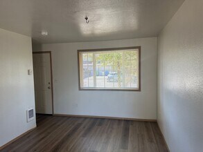 117 Lea Ave in Eugene, OR - Building Photo - Building Photo