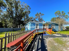 5105 Hancock Rd in Jacksonville, FL - Foto de edificio - Building Photo