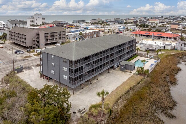 Marshside Inn in Murrells Inlet, SC - Foto de edificio - Building Photo