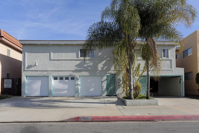 14521 Rosecrans Ave in La Mirada, CA - Building Photo - Building Photo