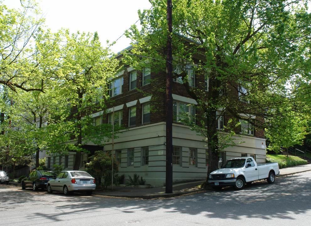 Portland Heights in Portland, OR - Building Photo