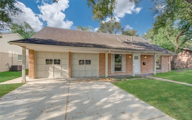 property at 5746 Cartagena St