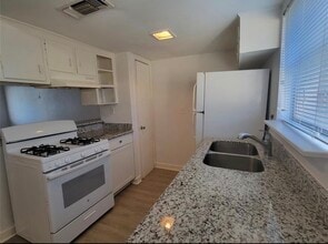 806 Danna St in League City, TX - Building Photo - Building Photo