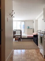 950 25th St NW, Unit 301N in Washington, DC - Building Photo