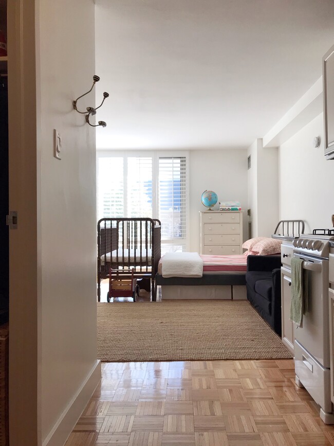 property at 950 25th St NW