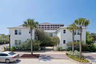 120 4th Ave N in Jacksonville Beach, FL - Building Photo