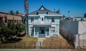 Burlington House in Los Angeles, CA - Building Photo