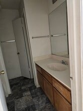 2107 Greenbriar Colony Dr in Houston, TX - Building Photo - Building Photo