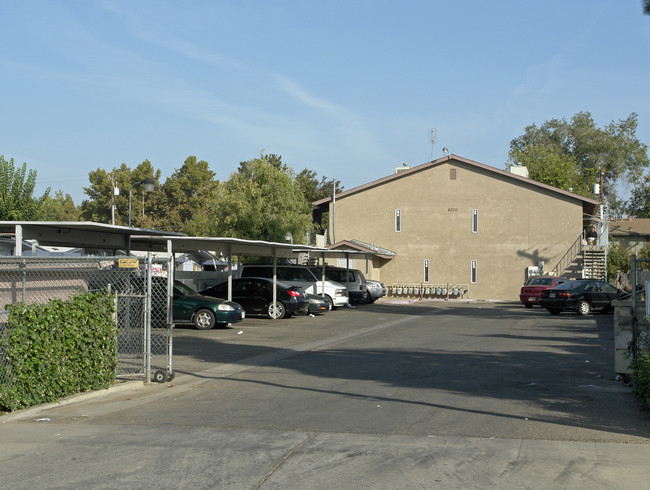 4535 E Woodward Ave in Fresno, CA - Building Photo - Building Photo