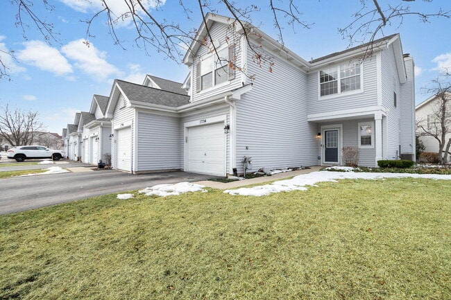 17794 W Salisbury Dr in Gurnee, IL - Building Photo - Building Photo