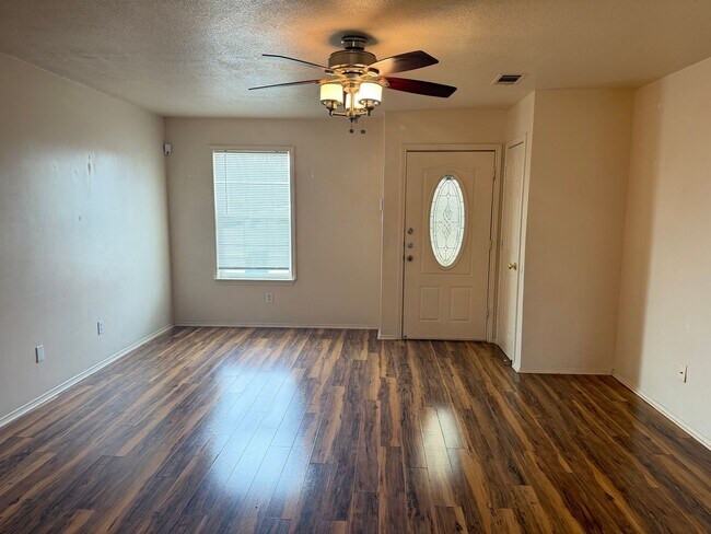 2804 Blackburn Dr in Killeen, TX - Building Photo - Building Photo