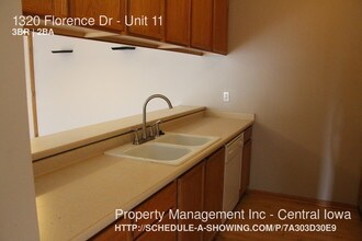 1320 SE Florence Dr-Unit -Unit 11 in Waukee, IA - Building Photo - Building Photo