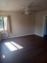 11617 Archwood St, Unit 11617 in North Hollywood, CA - Building Photo - Building Photo