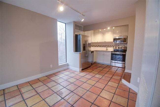 property at 1306 Norwalk Ln