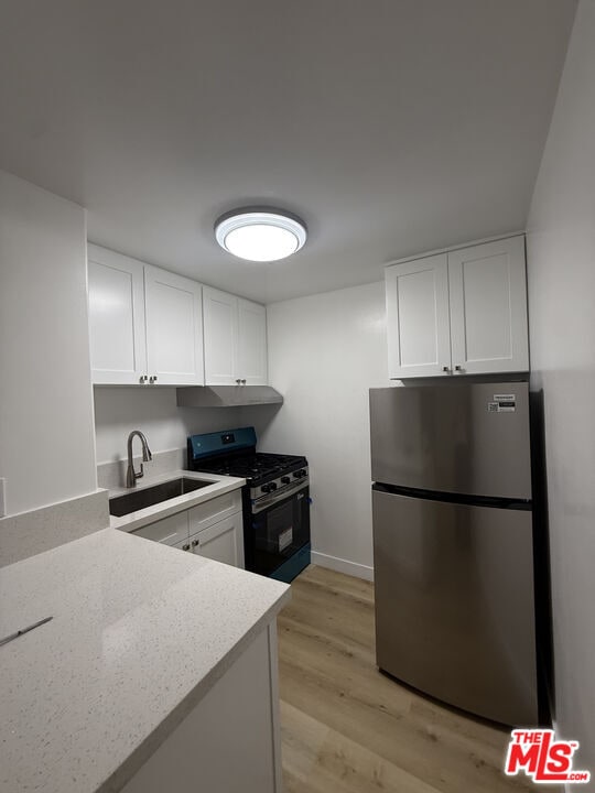 821 S Wilton Pl in Los Angeles, CA - Building Photo - Building Photo