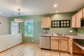 11138 Gaylord St in Northglenn, CO - Building Photo - Building Photo