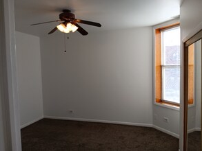 5536 Michigan Ave in Chicago, IL - Foto de edificio - Building Photo