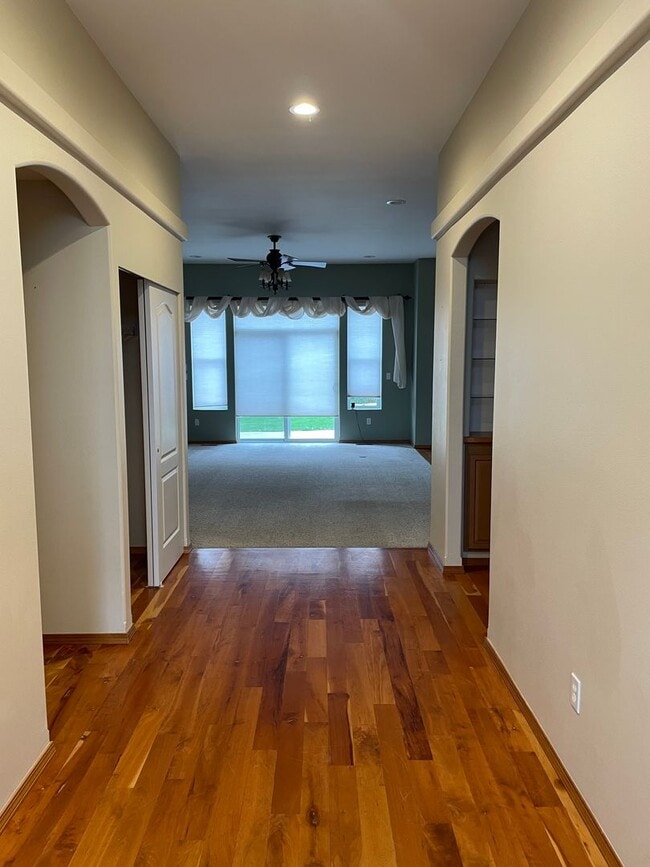 9557 Naples St SE in Moses Lake, WA - Building Photo - Building Photo